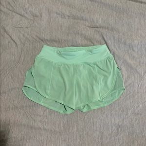 Lululemon Speed Up Shorts Size 4